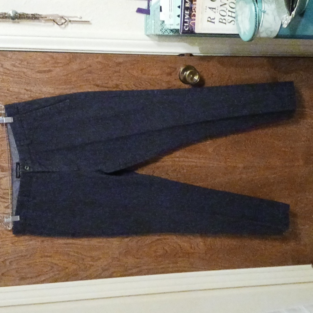 Banana Republic "Fulton Skinny Chino" good condition.